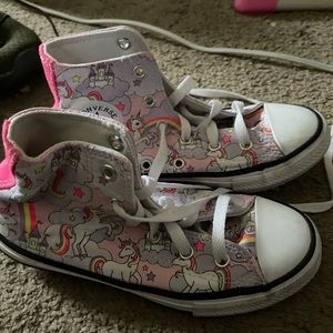 Converse little girls size 1